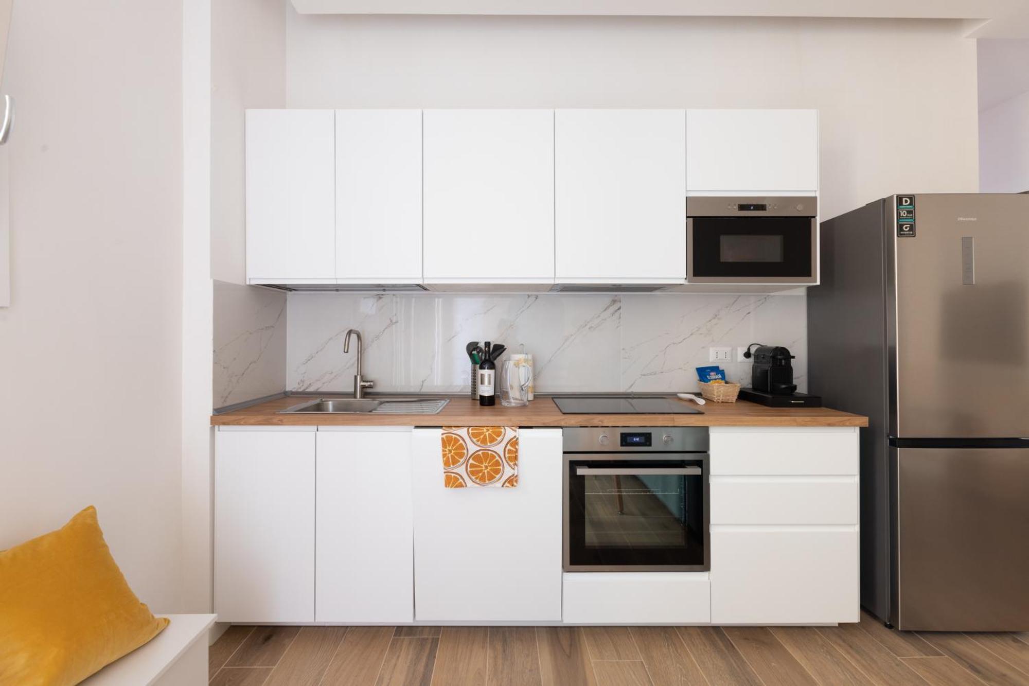 Alba Terrace - Modern Close To Metro Apartamento
